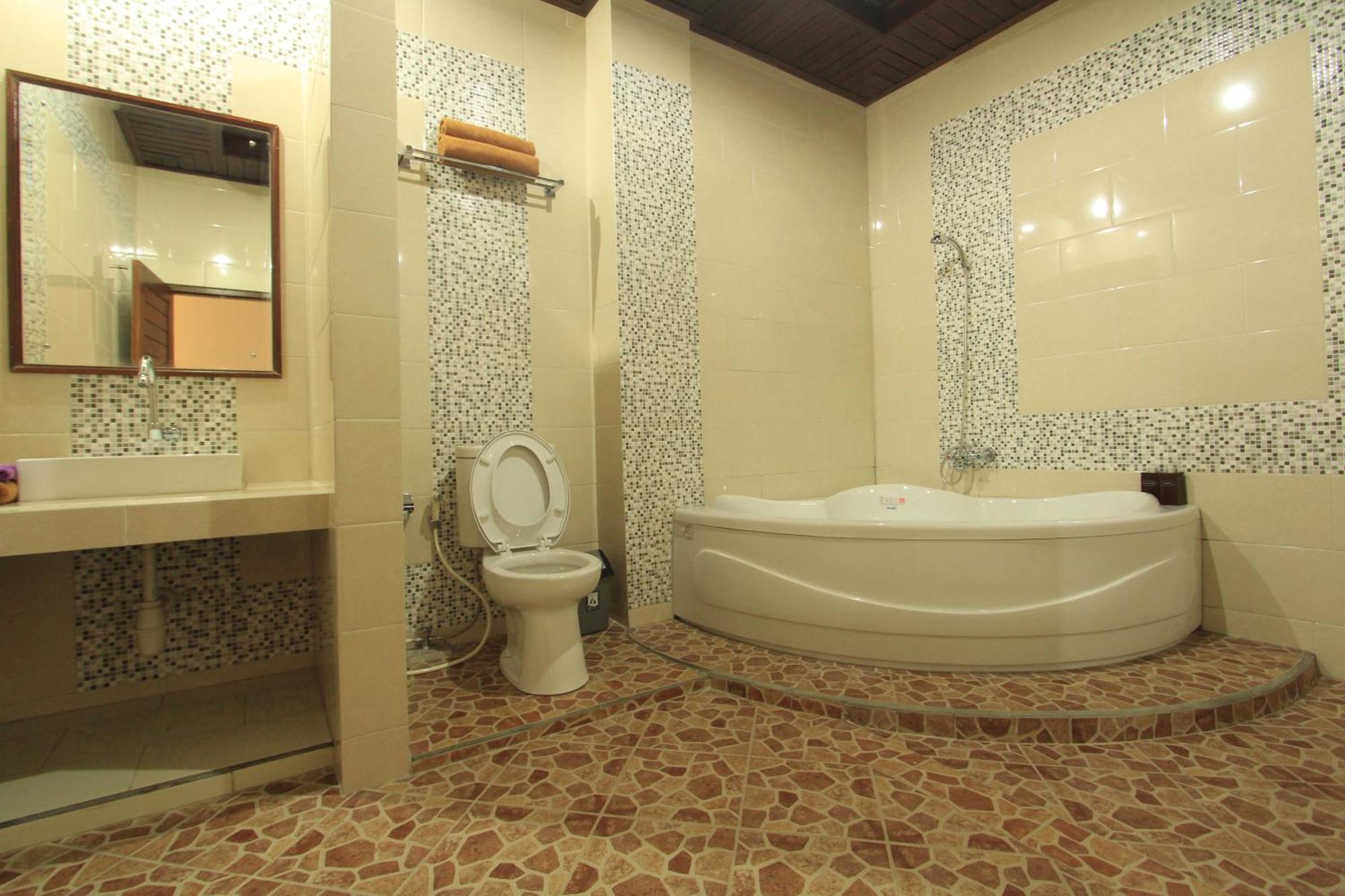 Deluxe Double Room,129789939:JPEG