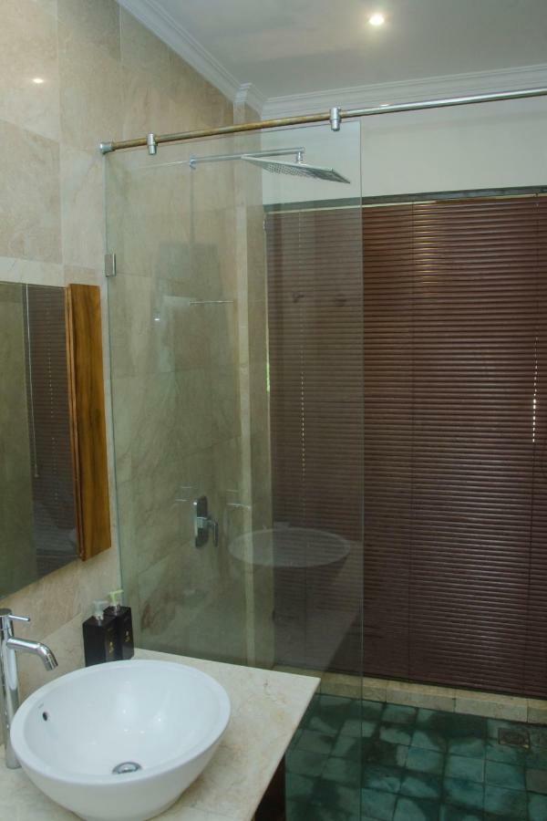 Deluxe Twin Room with Pool View