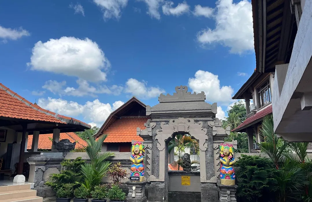 Pande Permai Hotel-1